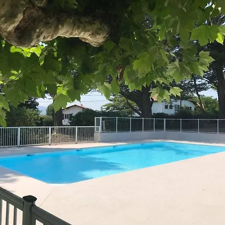 Apartment Cosy 3* Avec Terrasse, Piscine Et Parking Prive A 10 Min De La D'erromardie - Fr-1-4-524 Saint-Jean-de-Luz